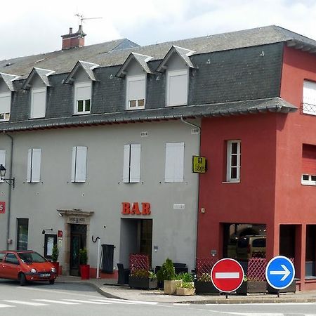 Logis Hotel Restaurant Des Voyageurs Pont-de-Salars Exterior foto